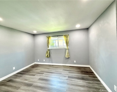 12835 10th Street - Photo Thumbnail 14