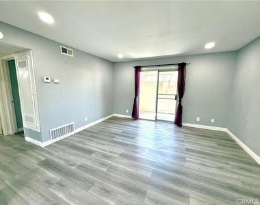 12835 10th Street - Photo Thumbnail 4