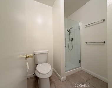 775 Hampshire - Photo Thumbnail 7