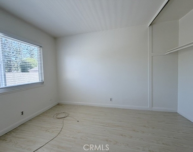 775 Hampshire - Photo Thumbnail 13