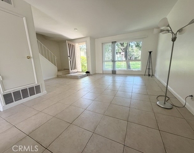 775 Hampshire - Photo Thumbnail 1
