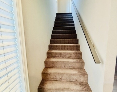 728 N Atlantic Boulevard - Photo Thumbnail 9