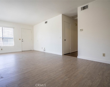 731 Windwood Drive - Photo Thumbnail 12