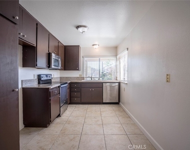 731 Windwood Drive - Photo Thumbnail 6