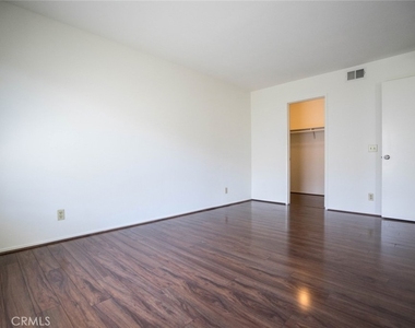 731 Windwood Drive - Photo Thumbnail 9