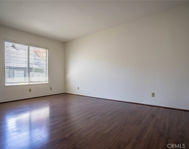 731 Windwood Drive - Photo Thumbnail 8