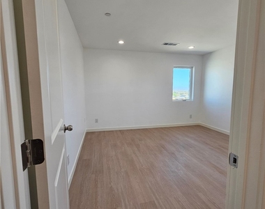 73369 Corbin Road - Photo Thumbnail 32