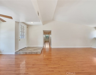 156 Appletree - Photo Thumbnail 2