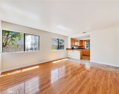 156 Appletree - Photo Thumbnail 8