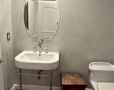 1410 N Curson Ave., #105 - Photo Thumbnail 5