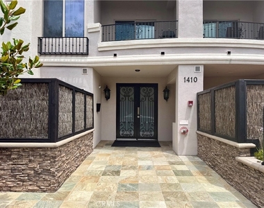 1410 N Curson Ave., #105 - Photo Thumbnail 1