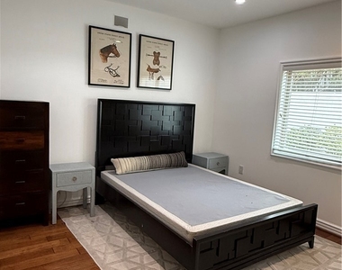 1410 N Curson Ave., #105 - Photo Thumbnail 18