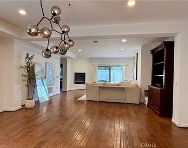 1410 N Curson Ave., #105 - Photo Thumbnail 9