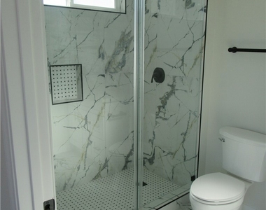9624 Belmont - Photo Thumbnail 6