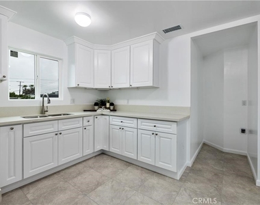 527 W 119th - Photo Thumbnail 7