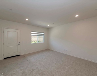 11502 Artesia - Photo Thumbnail 2