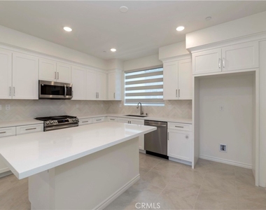 11502 Artesia - Photo Thumbnail 8