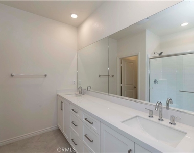 11502 Artesia - Photo Thumbnail 15