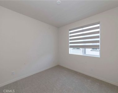 11502 Artesia - Photo Thumbnail 22