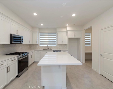 11502 Artesia - Photo Thumbnail 9