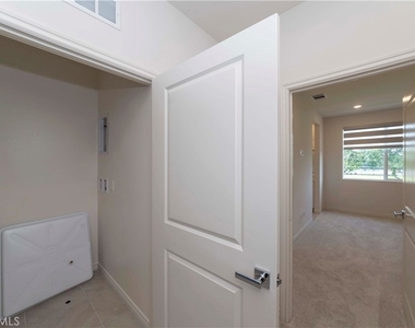 11502 Artesia - Photo Thumbnail 21