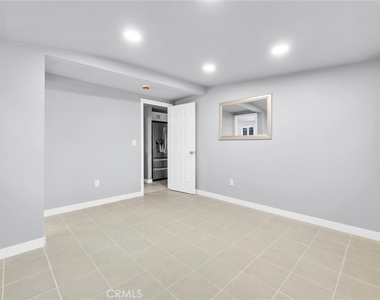 354 E Culver - Photo Thumbnail 8