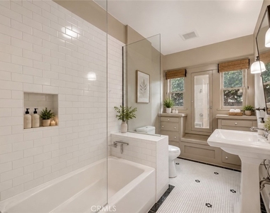 351 Newport Avenue - Photo Thumbnail 26