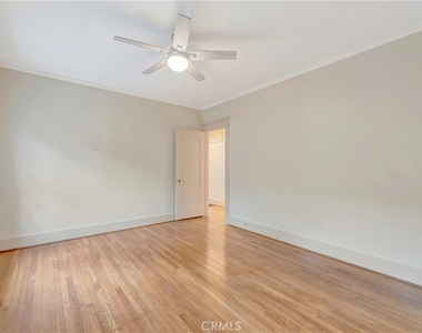 351 Newport Avenue - Photo Thumbnail 30