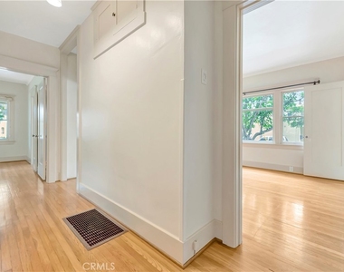 351 Newport Avenue - Photo Thumbnail 20