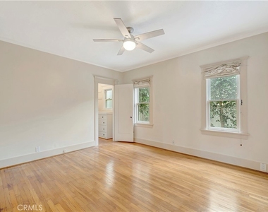 351 Newport Avenue - Photo Thumbnail 28