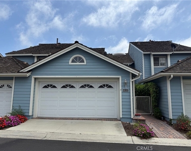 600 Wakefield Ct - Photo Thumbnail 1