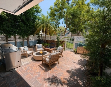 600 Wakefield Ct - Photo Thumbnail 23