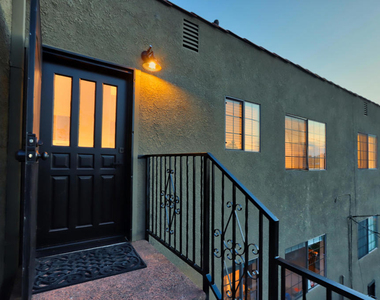 2236 Glendale Boulevard - Photo Thumbnail 21