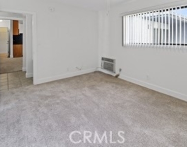 10982 Roebling - Photo Thumbnail 1