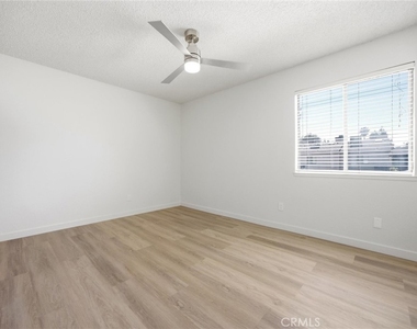 7800 Westfield - Photo Thumbnail 15