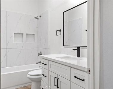7800 Westfield - Photo Thumbnail 17