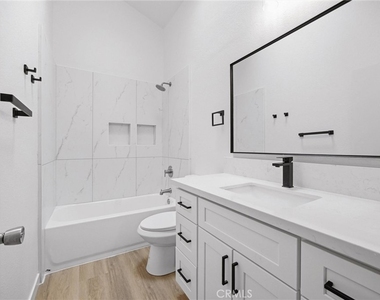 7800 Westfield - Photo Thumbnail 18