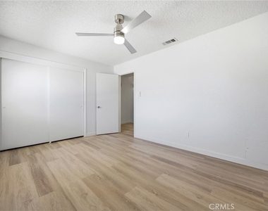 7800 Westfield - Photo Thumbnail 16
