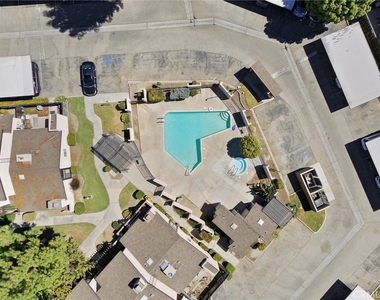 7800 Westfield - Photo Thumbnail 23