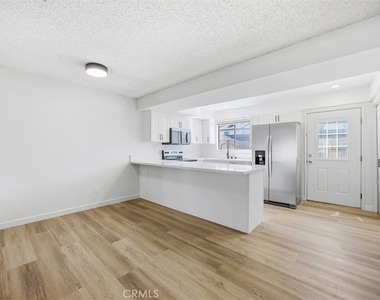 7800 Westfield - Photo Thumbnail 4