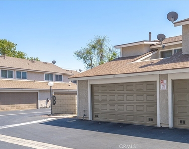 1650 S Campus Avenue - Photo Thumbnail 26