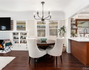 3390 Herman Avenue - Photo Thumbnail 5
