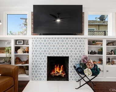 3390 Herman Avenue - Photo Thumbnail 4