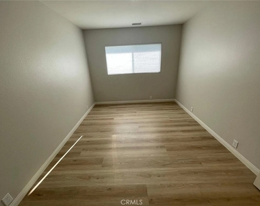 25372 Pacifica Avenue - Photo Thumbnail 22