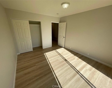 25372 Pacifica Avenue - Photo Thumbnail 28