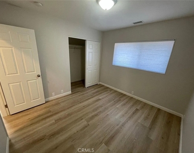 25372 Pacifica Avenue - Photo Thumbnail 21