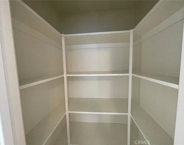 25372 Pacifica Avenue - Photo Thumbnail 13