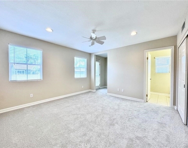17 Pamela Way - Photo Thumbnail 20
