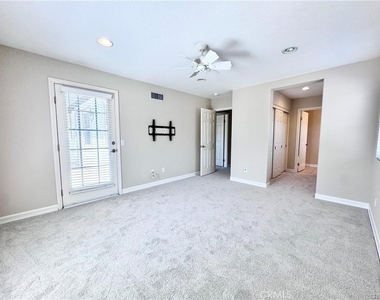 17 Pamela Way - Photo Thumbnail 18