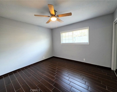 221 E Maple Street - Photo Thumbnail 9